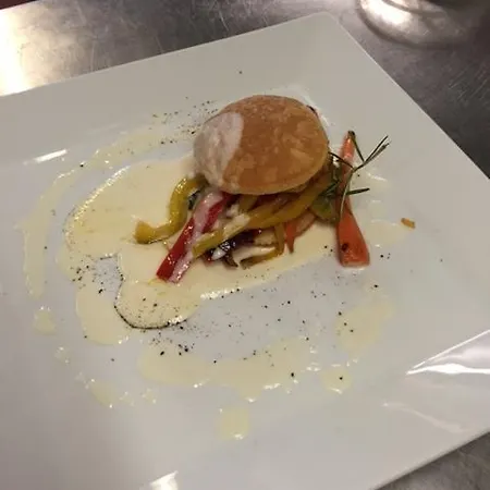 Отель Ezzelino Сан-Ценоне