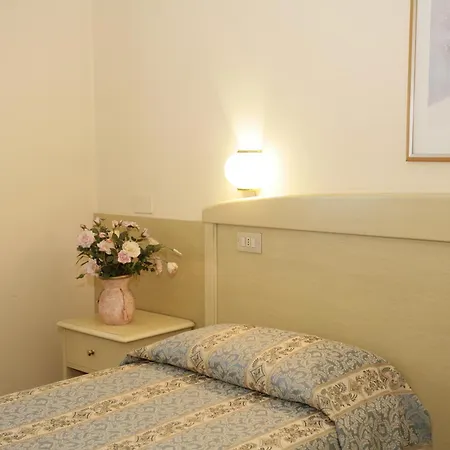 Ezzelino 3* San Zenone