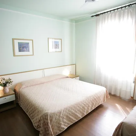 Ezzelino Hotel San Zenone